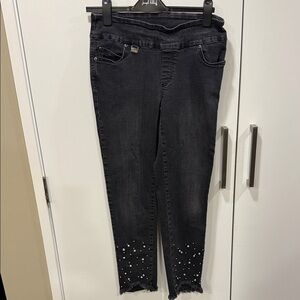 LISETTE Black Ankle Jeans with Pearl Embellishments